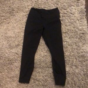 Black cropped leggings